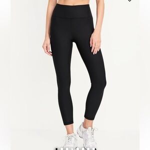 Old Navy Powersoft Elevate 7/8 Ankle Black Leggings, Medium